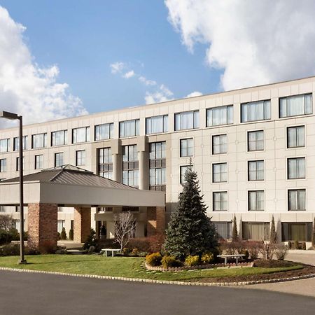 Embassy Suites By Hilton Piscataway Somerset Екстериор снимка